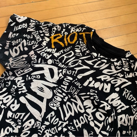 Paramore Riot all over print tshirt - Picture 3 of 4